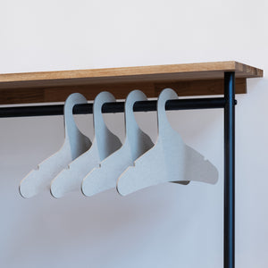 Platzsparende Kleiderbügel aus Pappe | 10er Set